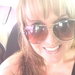 Meet your Posher, Gail